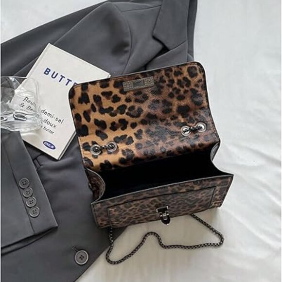 Neiman Marcus Leopard Print Metal Buckle  Chain Shoulder Bag - Picture 3 of 5